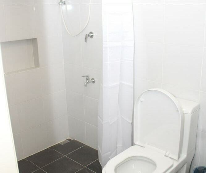 غرفة قياسية, The White B&b Bacolod