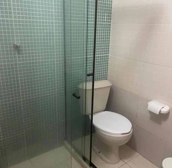 舒适三人间, Bela Mare