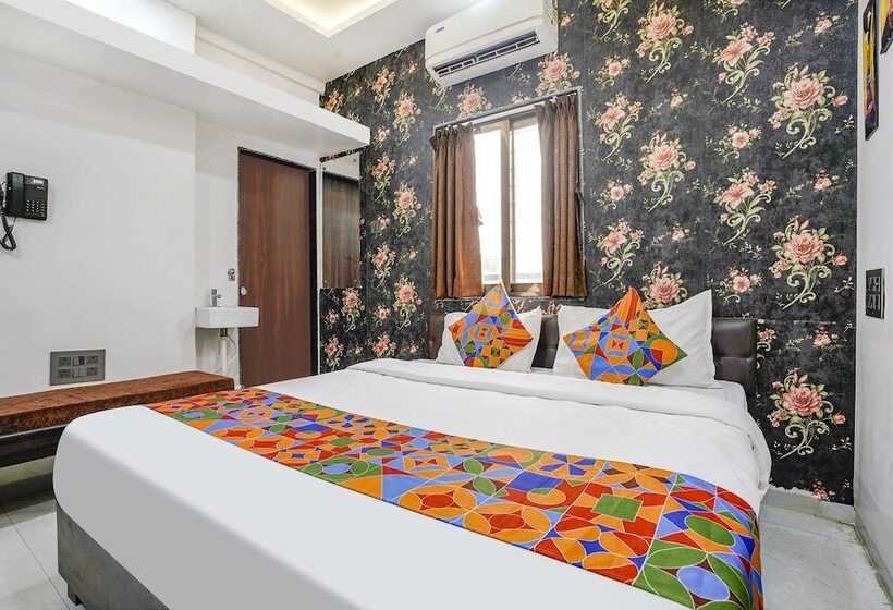 デラックスルーム, Fabhotel The Regal Inn