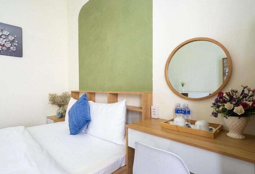 اتاق لوکس با بالکن, Phan Hotel Ho Chi Minh