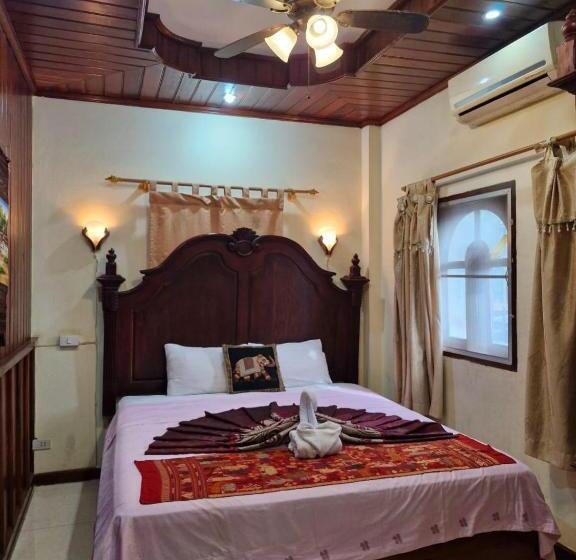 غرفة ديلوكس سرير كينج, Wooden House