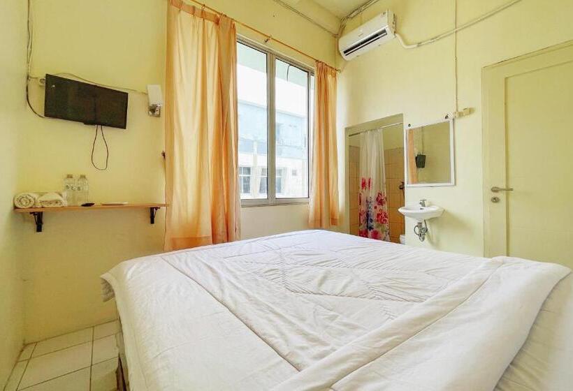 标准间, Reddoorz Near Soekarno Hatta Airport 3