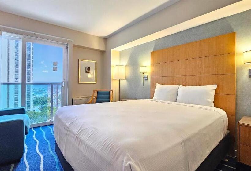 חדר דלוקס, Ocean View Room At Ala Moana Fees Include