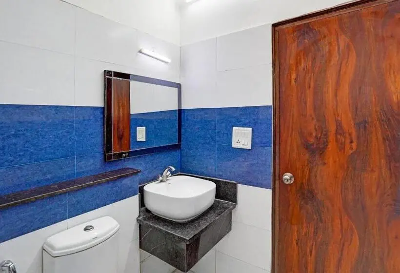 اتاق کلاسیک سه تخته, Super Townhouse Prince Chowk Near Railway Station