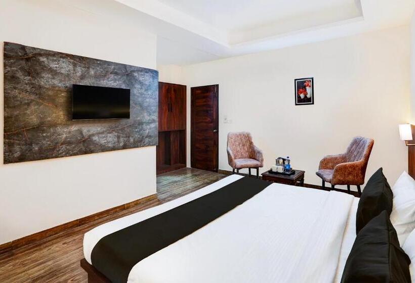 חדר קלאסי לשלושה, Super Townhouse Prince Chowk Near Railway Station