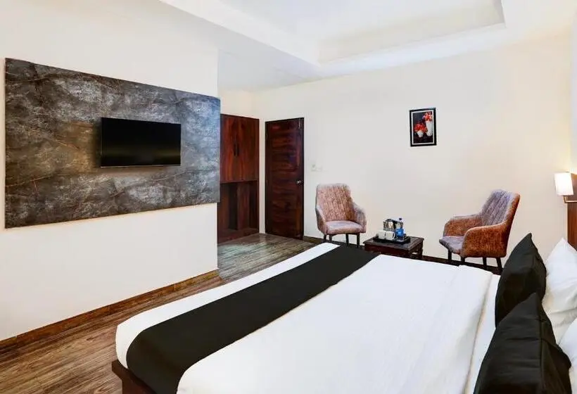 اتاق کلاسیک سه تخته, Super Townhouse Prince Chowk Near Railway Station