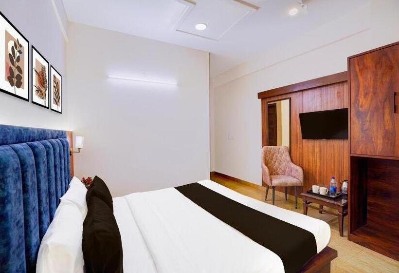 חדר קלאסי לשלושה, Super Townhouse Prince Chowk Near Railway Station