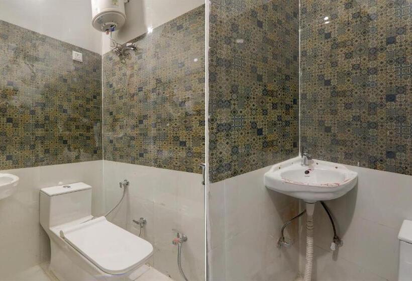 Номер Стандарт, Oyo Flagship Hotel Jp International