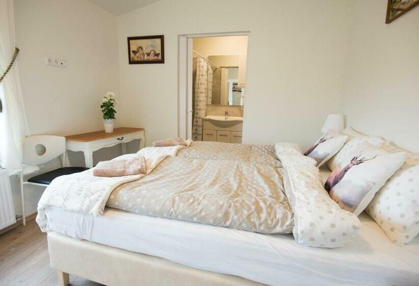 اتاق استاندارد, Guesthouse Grund