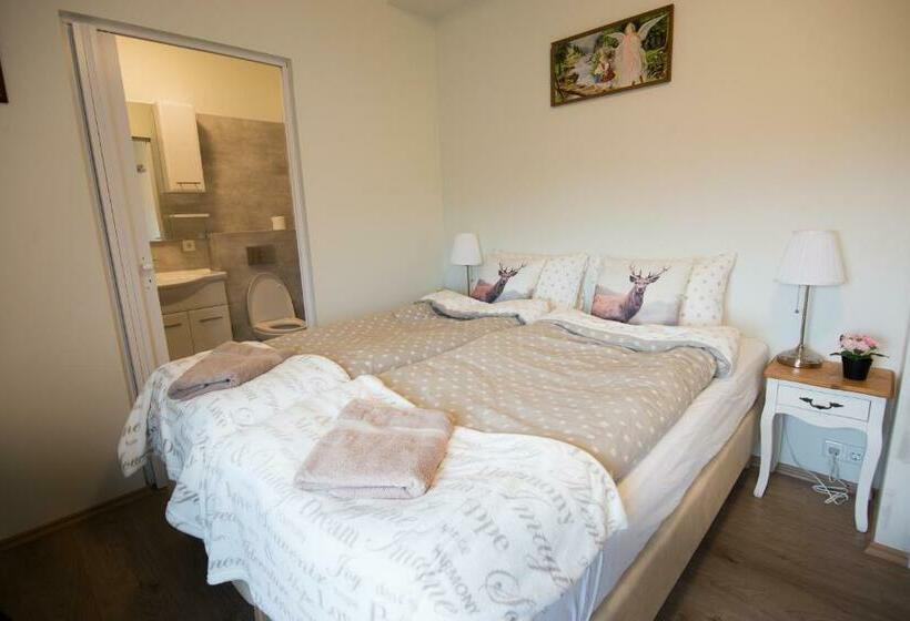 اتاق استاندارد, Guesthouse Grund