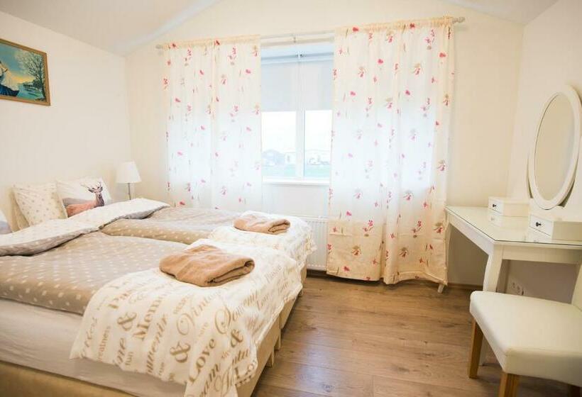 اتاق استاندارد, Guesthouse Grund