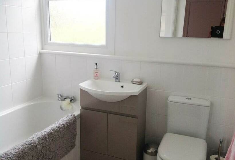 Номер Стандарт, Oak Tree House