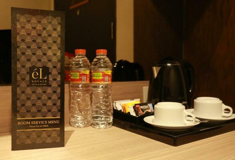 غرفة ديلوكس, él Hotel Royale Banyuwangi