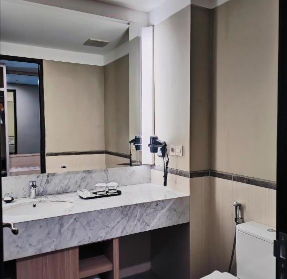 غرفة ديلوكس, él Hotel Royale Banyuwangi