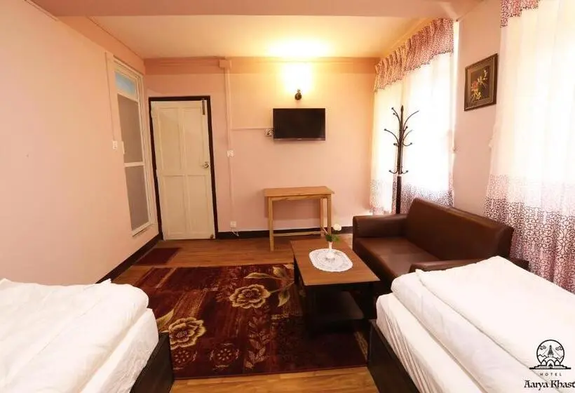 اتاق لوکس, Aarya Chaitya Inn