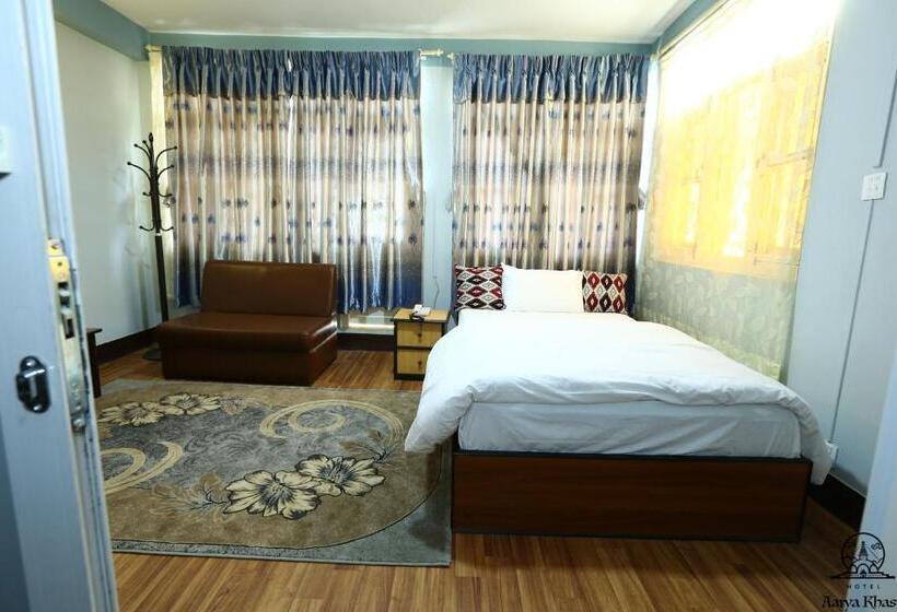 سوییت, Aarya Chaitya Inn