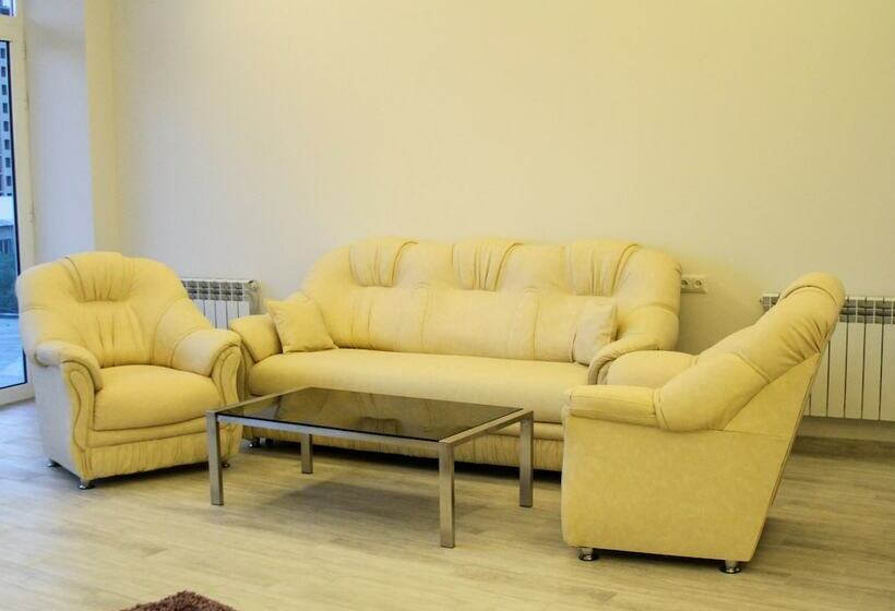 Suite met Uitzicht op het Zwembad, Adams