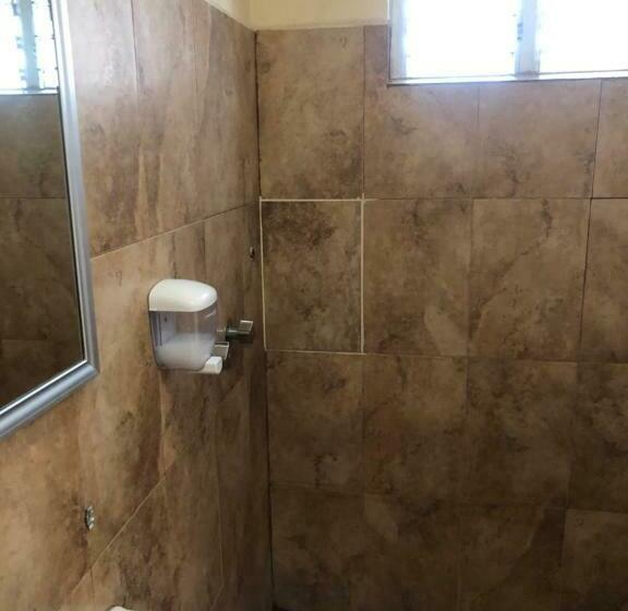 이코노미 싱글 룸, Casablanca Tuxtla