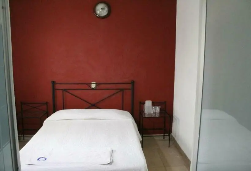 اتاق اکونومی یک تخته, Casablanca Tuxtla