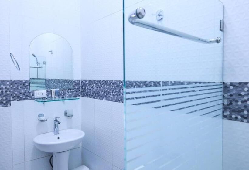 استودیوی استاندارد, Cataleya