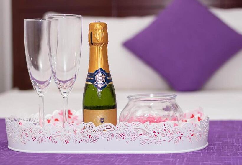 استودیوی استاندارد, Cataleya