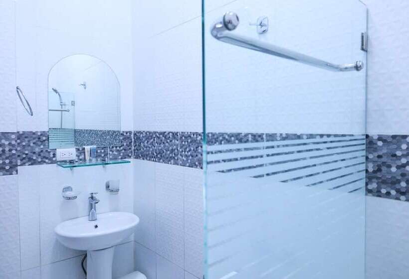 استودیوی استاندارد, Cataleya