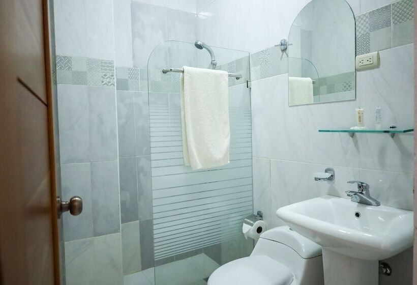 استودیوی استاندارد, Cataleya