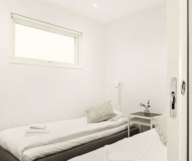 三卧豪华套房, Destination Bokenäset