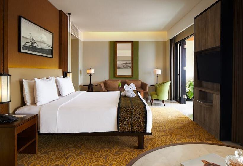 جناح جونيور, él Hotel Royale Banyuwangi