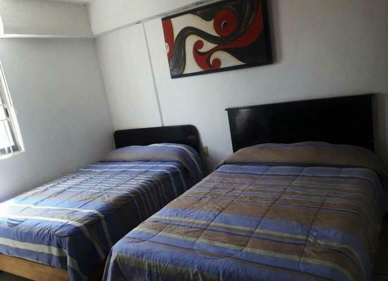 اتاق استاندارد, Teresita Marina