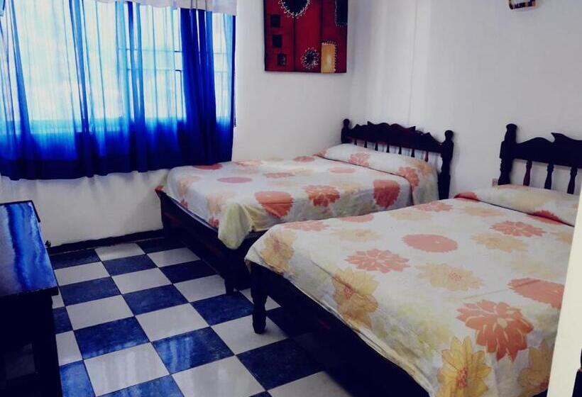 اتاق استاندارد, Teresita Marina