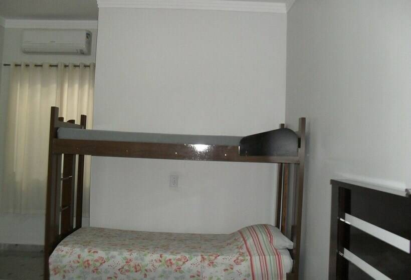 Четырехместный Номер Deluxe, Niterói