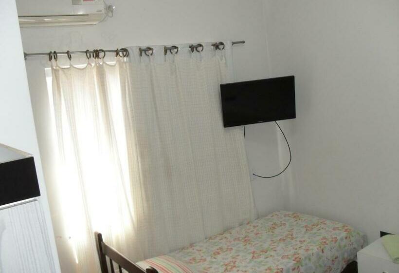 Трехместный Номер Deluxe, Niterói