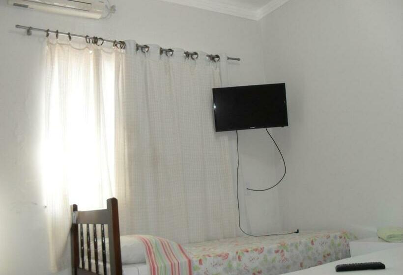 Трехместный Номер Deluxe, Niterói