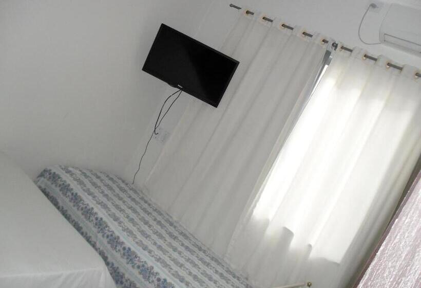 Трехместный Номер Deluxe, Niterói