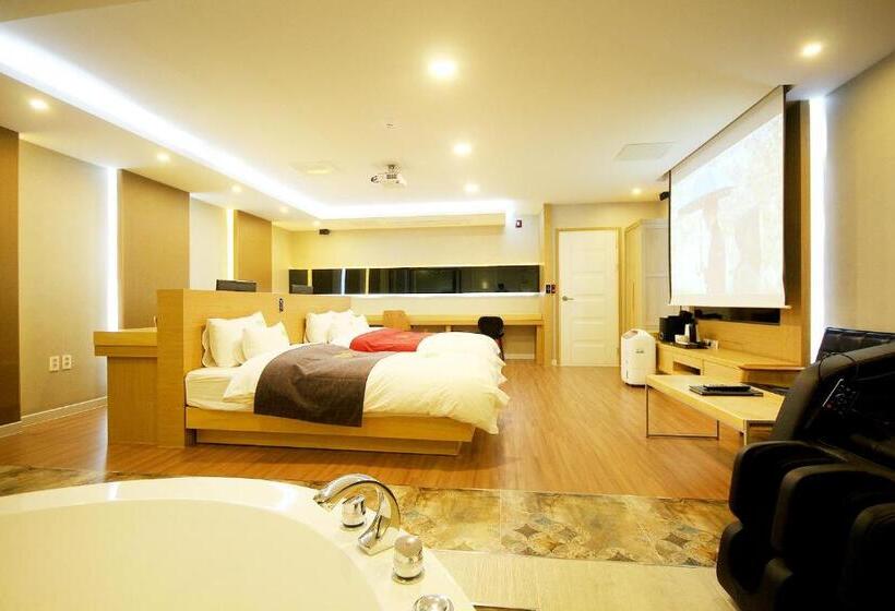 디럭스 패밀리 룸, No.1 New Yorker