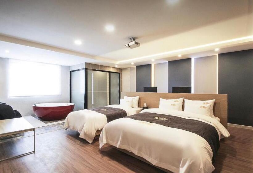 디럭스 패밀리 룸, No.1 New Yorker