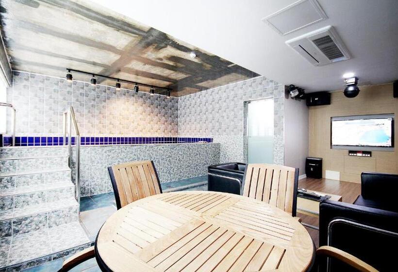 전용 풀장 스위트, No.1 New Yorker