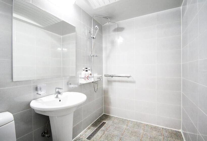 전용 풀장 스위트, No.1 New Yorker