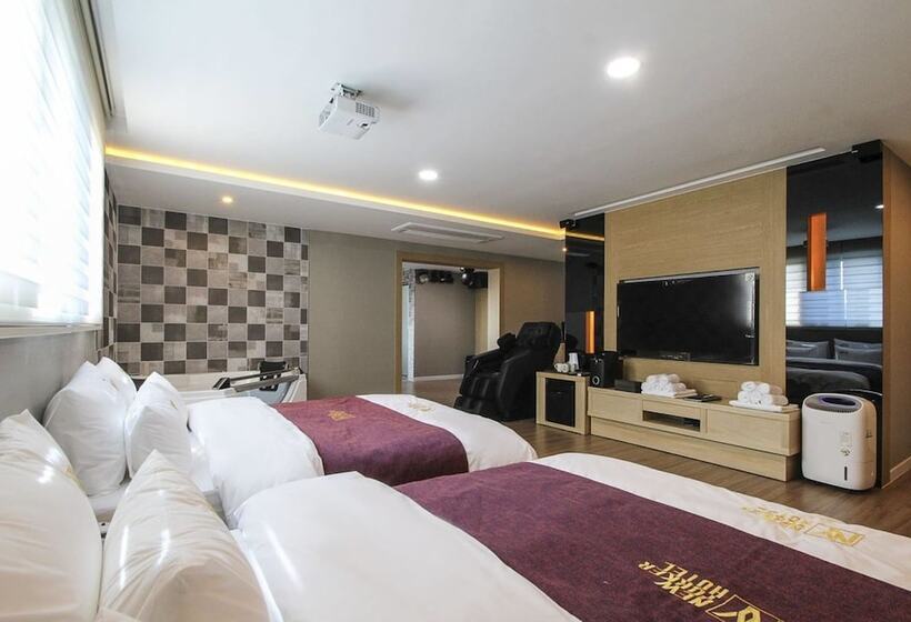 스위트, No.1 New Yorker