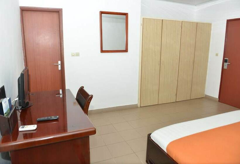 اتاق استاندارد با چشم‌انداز دریا, Novela Star