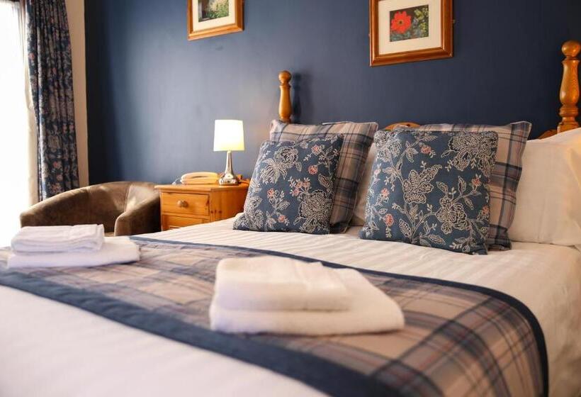 Номер Стандарт Вид на Сад, The Greyhound Inn And
