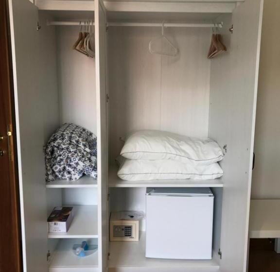 3ベッドルームハウス, Cytrus Rooms