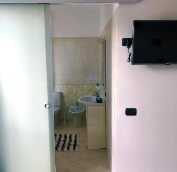 3ベッドルームハウス, Cytrus Rooms