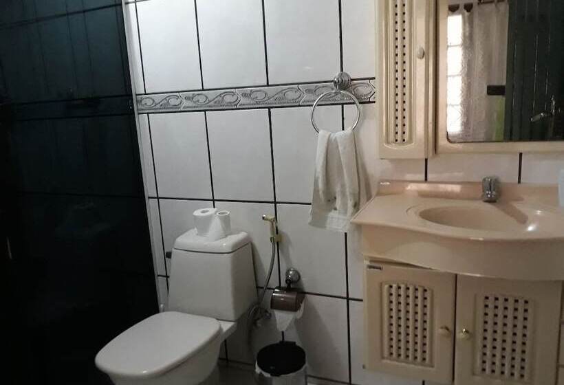 غرفة قياسية حمام مشترك, Hospedaria O Portal   Hostel