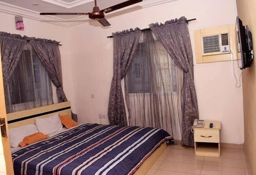 اتاق اکونومی, Buggatti Hotel And Suites