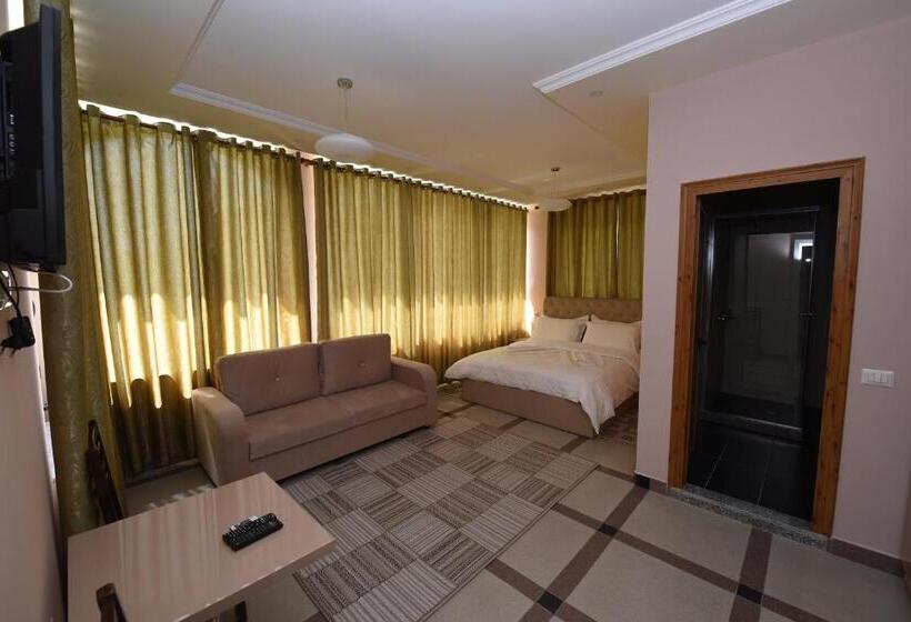 스탠다드 발코니 룸, Buna Park