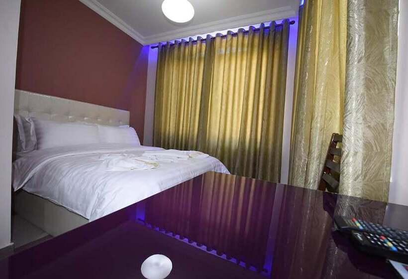 스탠다드 룸, Buna Park