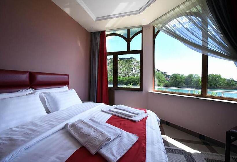 스탠다드 발코니 룸, Buna Park