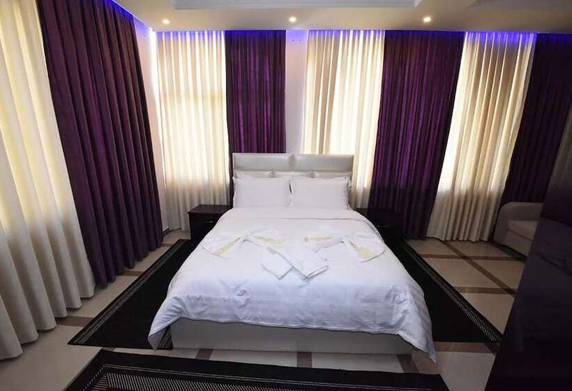 스탠다드 발코니 룸, Buna Park